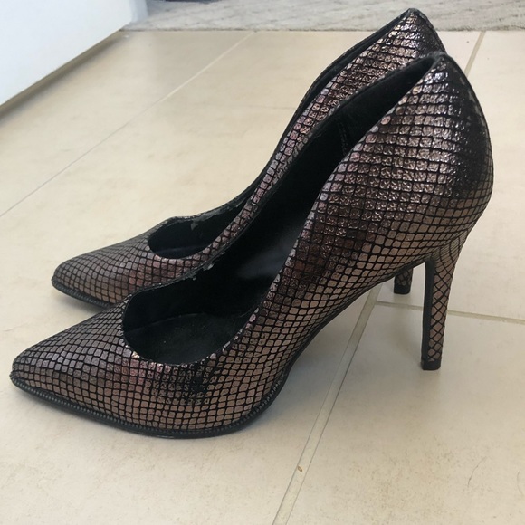 Call it Spring Heels - Picture 3 of 9